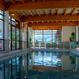 les-carlines.hotels-rhonealpes.com/